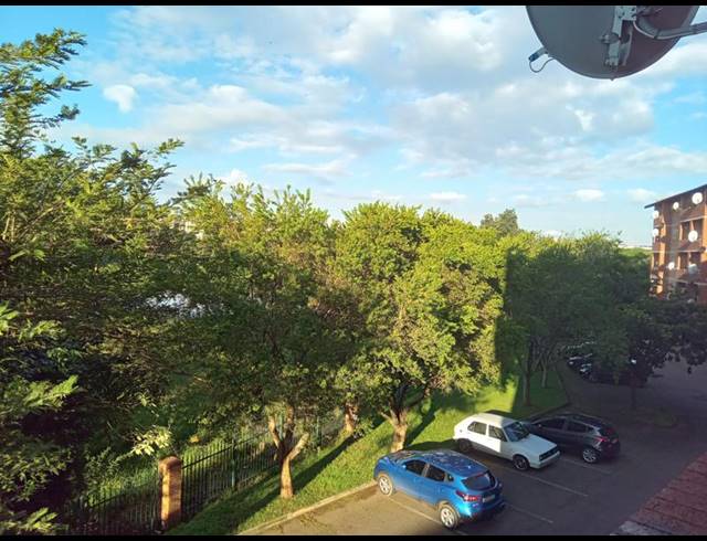 3 BEDROOM APARTMENT FOR SALE IN ZWARTKOP